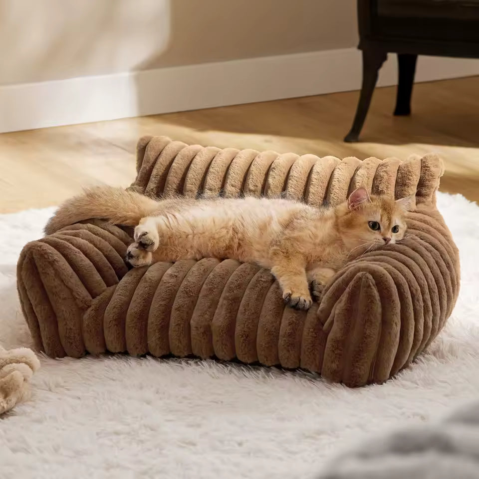 Calming Cat Couch Bed UK – Anti-Anxiety, Fluffy, Washable Pet Sofa for Cats & Dogs | Free Delivery
